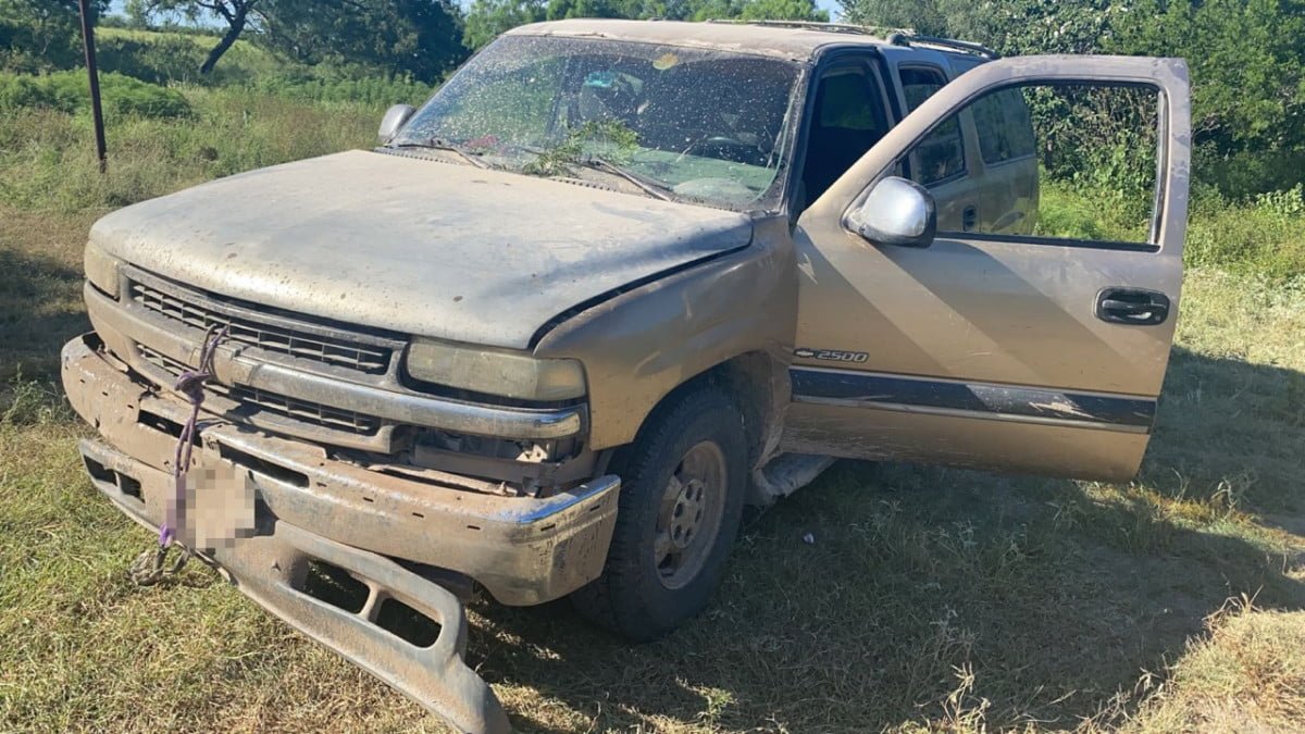 Con helicóptero Estatales detectan 5 camionetas abandonadas en rancho de Reynosa