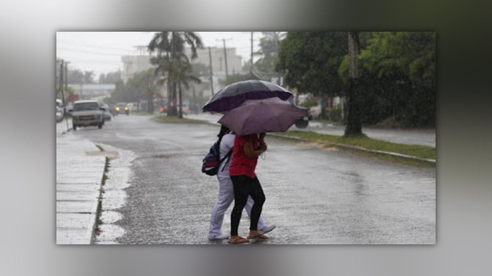Pronostican fuertes lluvias en varios estados del país