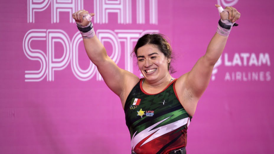 AMLO felicita a Aremi Fuentes por su bronce; espera más medallas de México en Tokio 2020