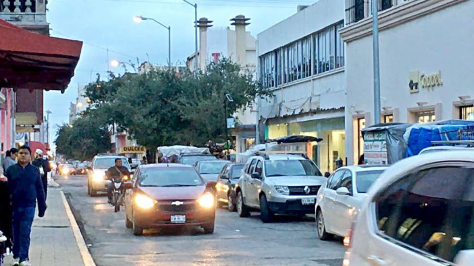 Pide COPARMEX, cartilla de vacunación sea requisito para acceder a comercios  