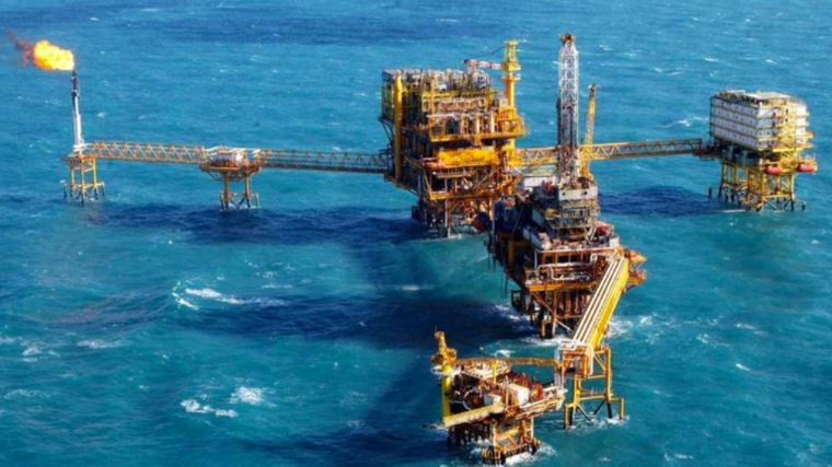 Deuda de PEMEX ocasiona perdida de 4 mil 500 empleos en Altamira