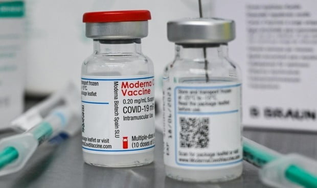 Japón bloquea 1.6 millones de vacunas anticovid por contaminación