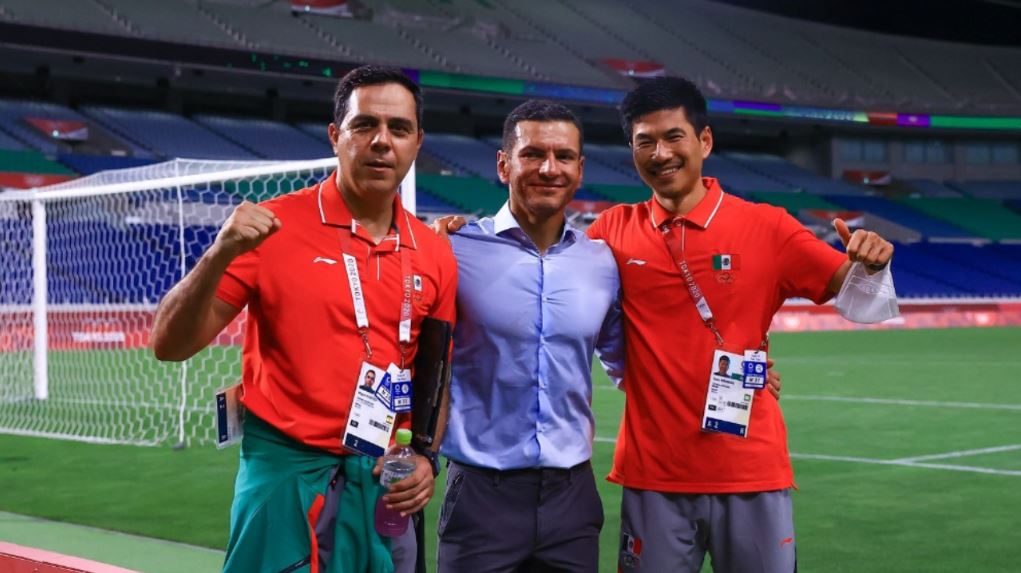 El japonés que celebro con México su medalla de bronce 