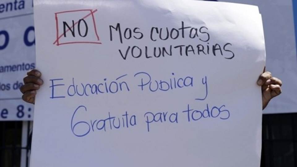 Piden padres de familia en el sur reembolso de cuotas escolares