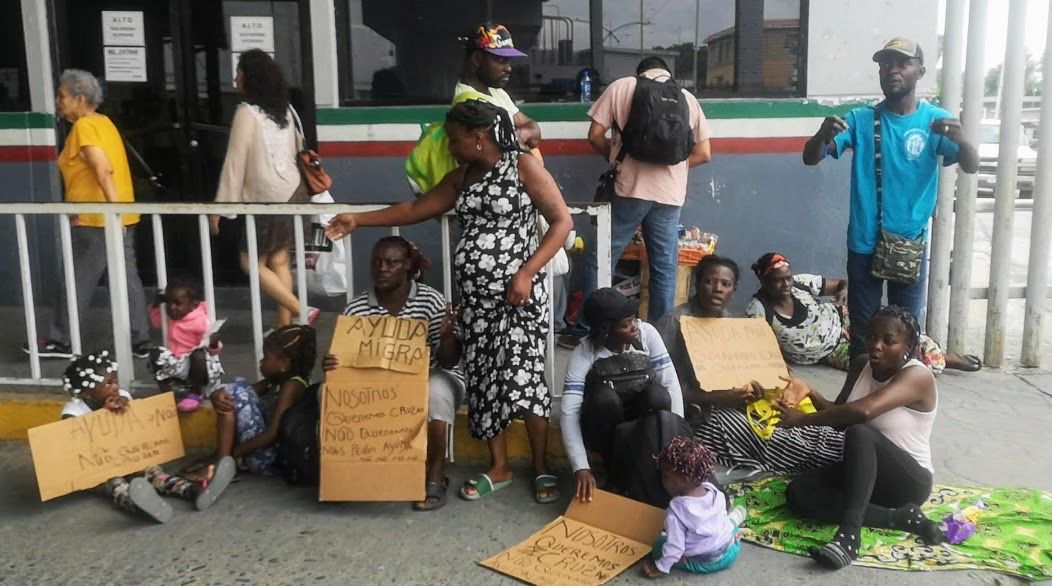 Ven a niños haitianos como pase de entrada a EU