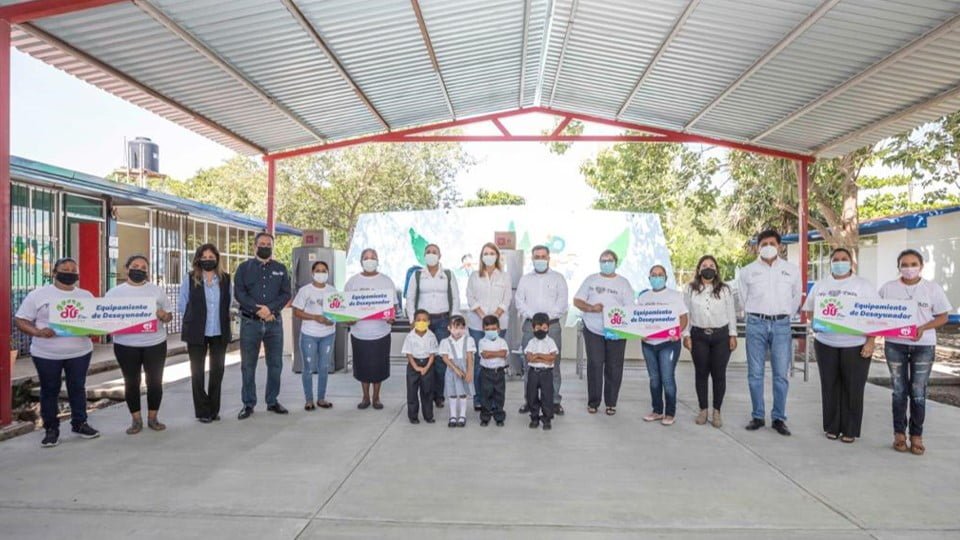 Mariana Gómez visita escuelas rurales de Ocampo y Nuevo Morelos