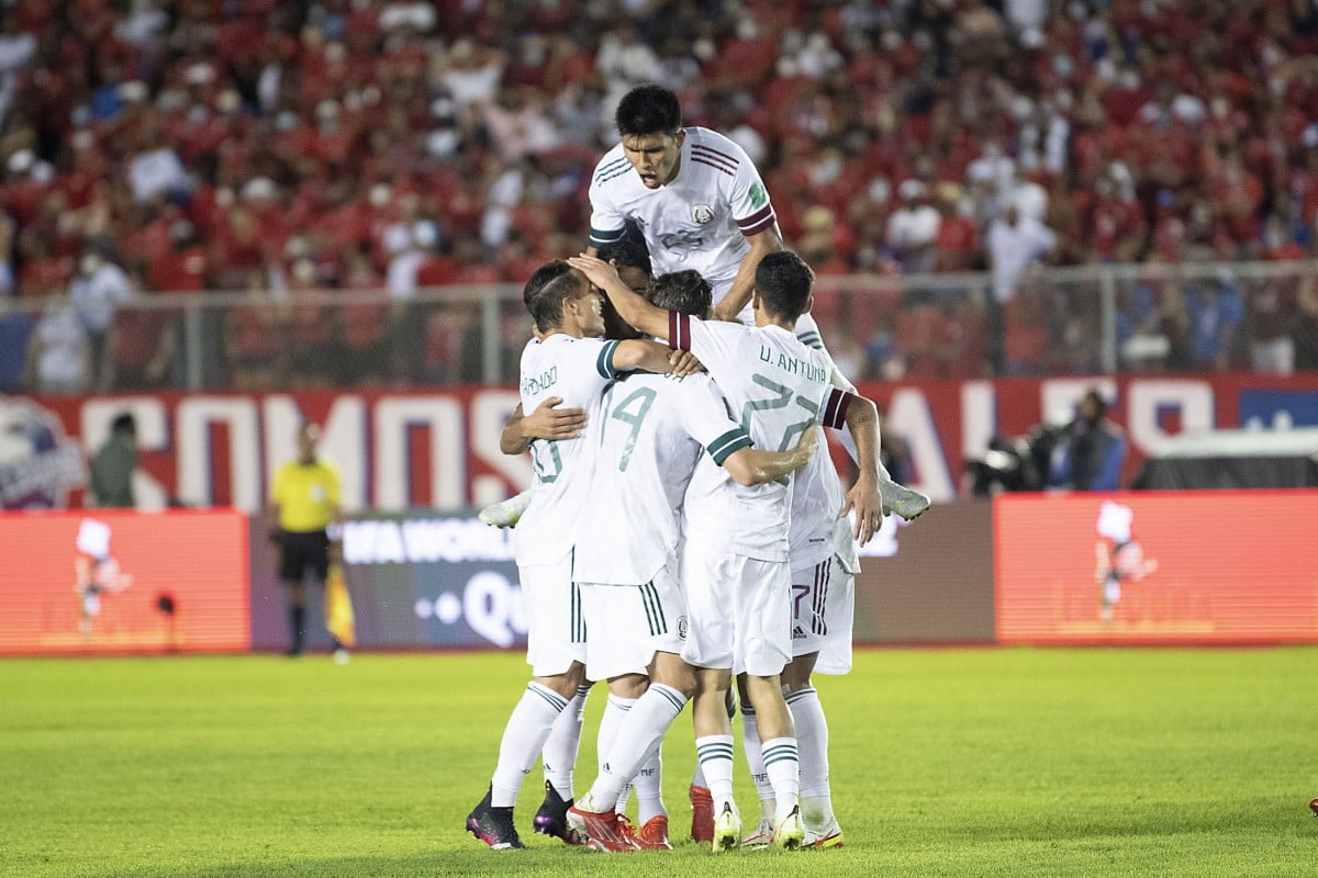 México rescata el empate con gol de Jesus “Tecatito” Corona