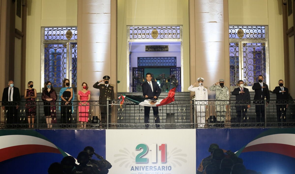 Conmemora Gobernador Cabeza de Vaca el 211 Aniversario de la Independencia de México