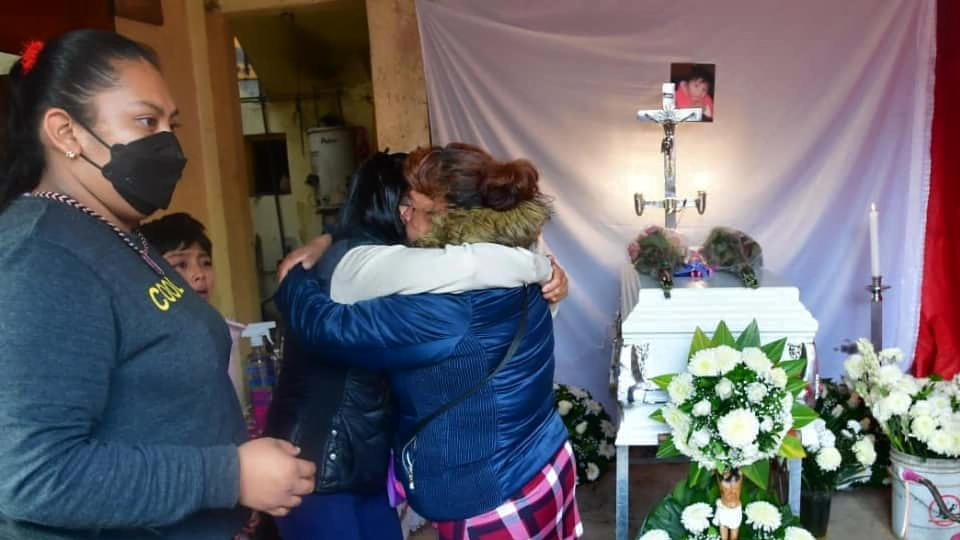 Velan a Paola y Dilan, víctimas del derrumbe en Cerro del Chiquihuite