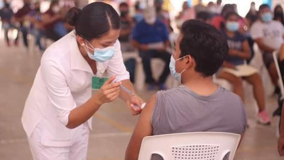 Se quedan sin utilizar más de 11 mil dosis de AstraZeneca en vacunación Altamira para jóvenes de 18 a 19 años