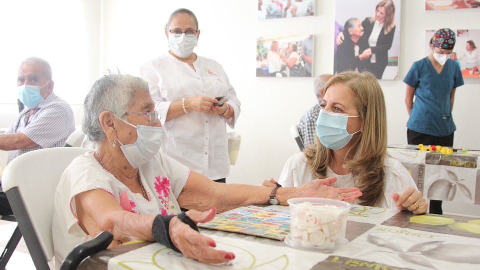 Reinicia DIF Tampico Actividades en Estancias de Cuidado Diario de los Adultos Mayores