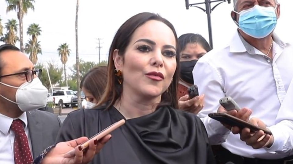 No soy tapadera de nadie: Carmen Lilia Canturosas
