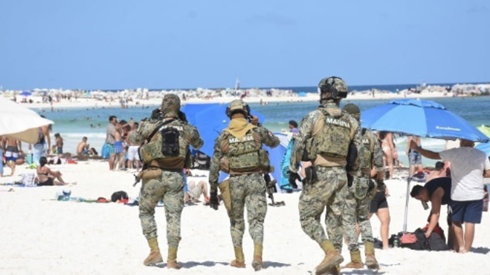 Por violencia en 13 estados de México, Canadá emite alerta de viaje