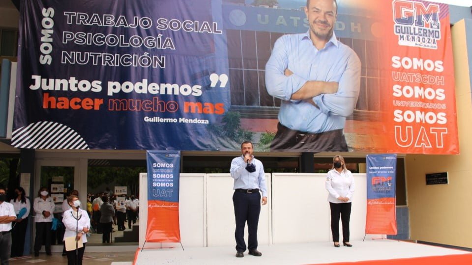 Rector electo de la UAT visita la Unidad Académica de Trabajo Social