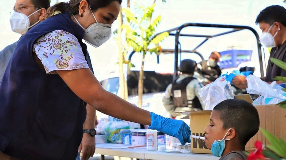 Confirma Salud 9 contagiados de Covid entre migrantes rescatados