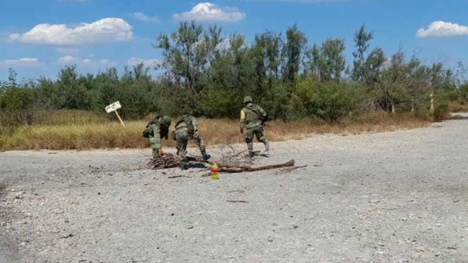 Militares encuentran bomba y granada en estación de Pemex en Camargo, Tamaulipas