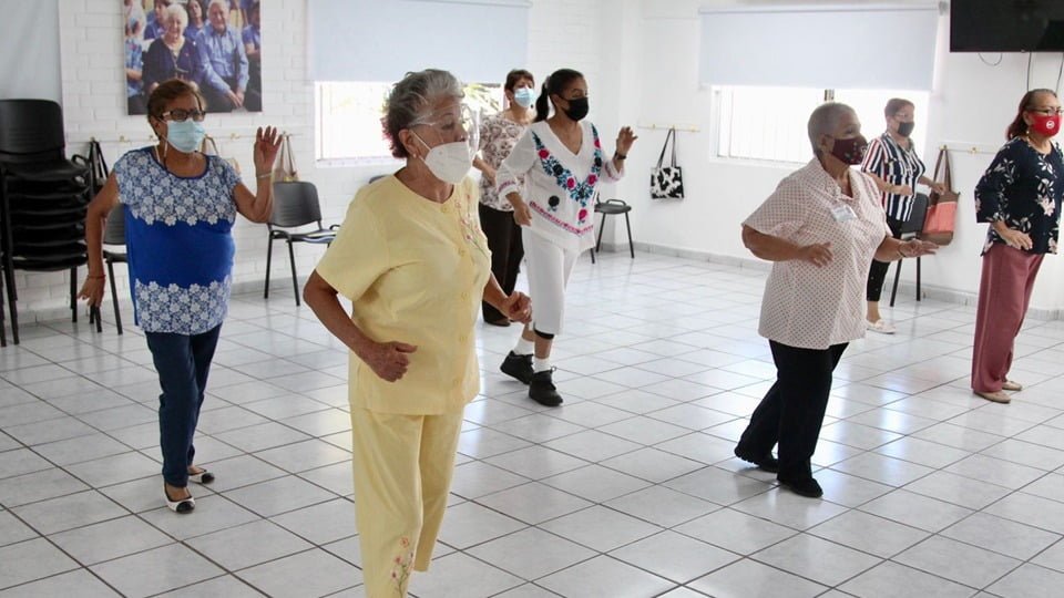 Realiza DIF Tampico semana del apapacho en beneficio de los adultos mayores