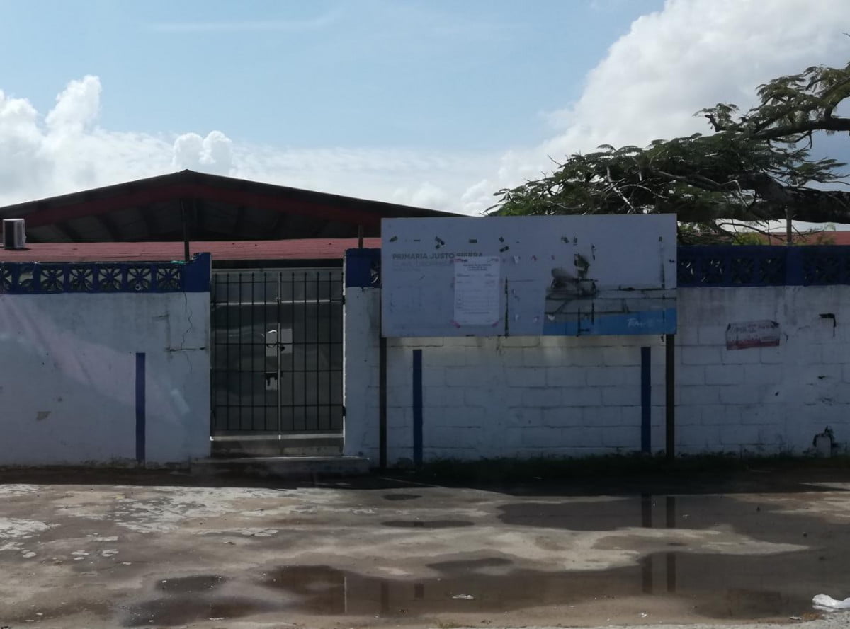 Este miércoles regresan a las aulas alumnos de la Justo Sierra en Tampico