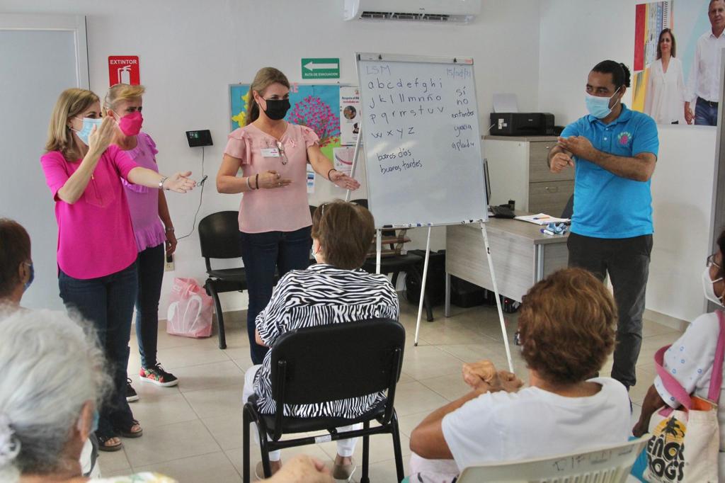 Promueve DIF Tampico enseñanza del lenguaje en señas a los adultos mayores
