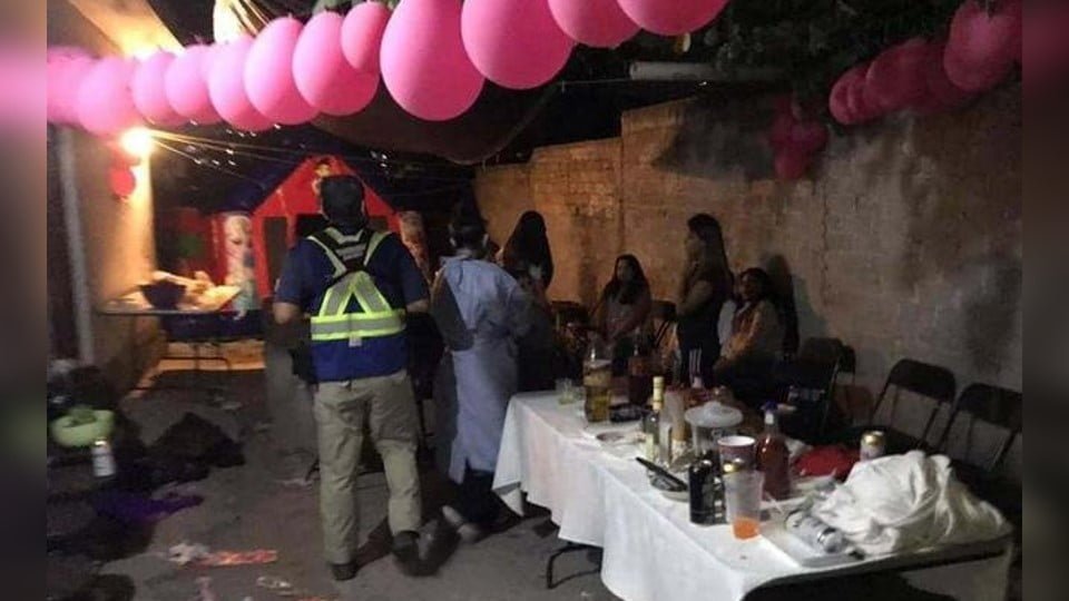 Menores de edad se contagian en fiestas que los llevan o hacen sus padres