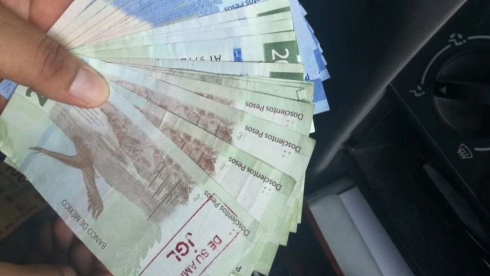 Reportan circulación de más billetes con iniciales de ‘El Chapo’