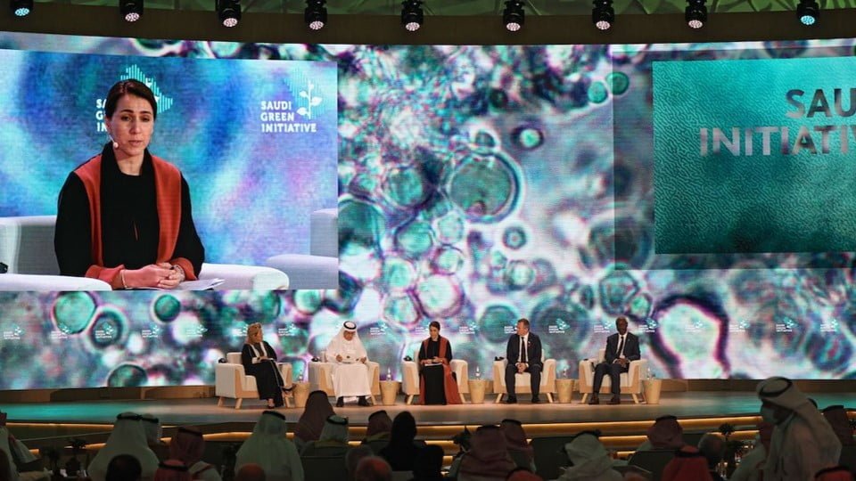 Acogerá Emiratos Árabes Unidos la cumbre del clima COP28 en 2023