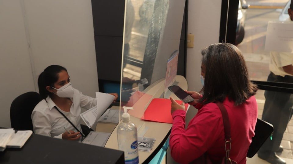 Suspenden registro de vacunas contra Covid 19 en jóvenes en Nuevo Laredo
