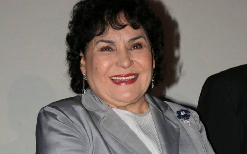 Familia desmiente muerte de Carmen Salinas y aclaran enfermedad