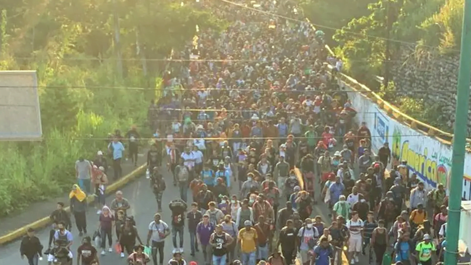 Sale nueva caravana migrante de Tapachula, Chiapas