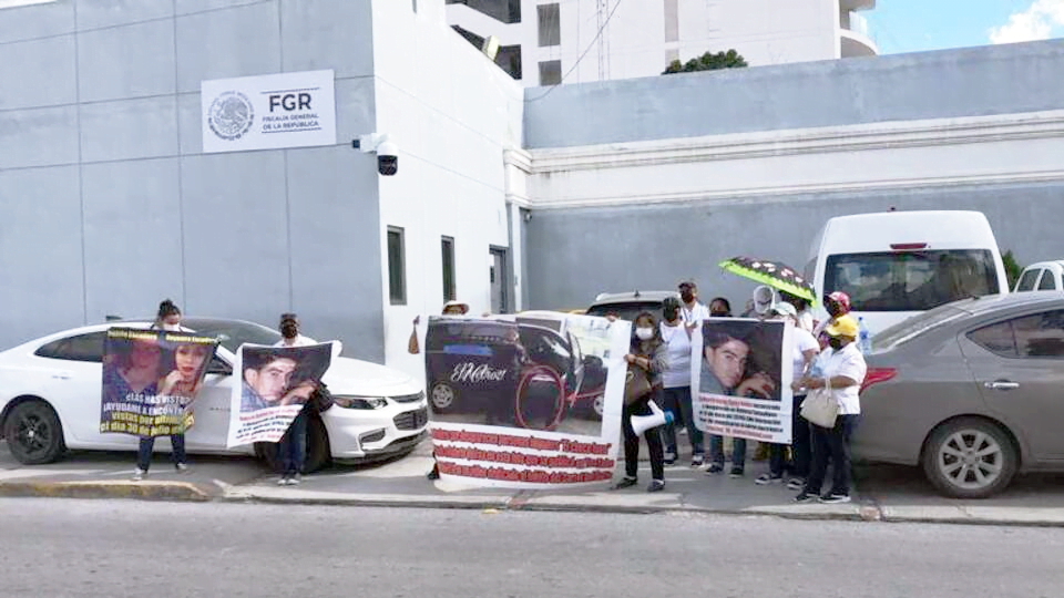 Padres exigen ante la FGR en Matamoros trabajen por sus hijos desaparecidos