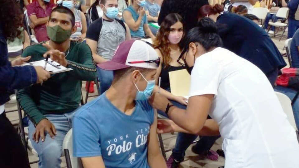 Inicia hoy registro de vacuna para jóvenes de 15 a 17 años