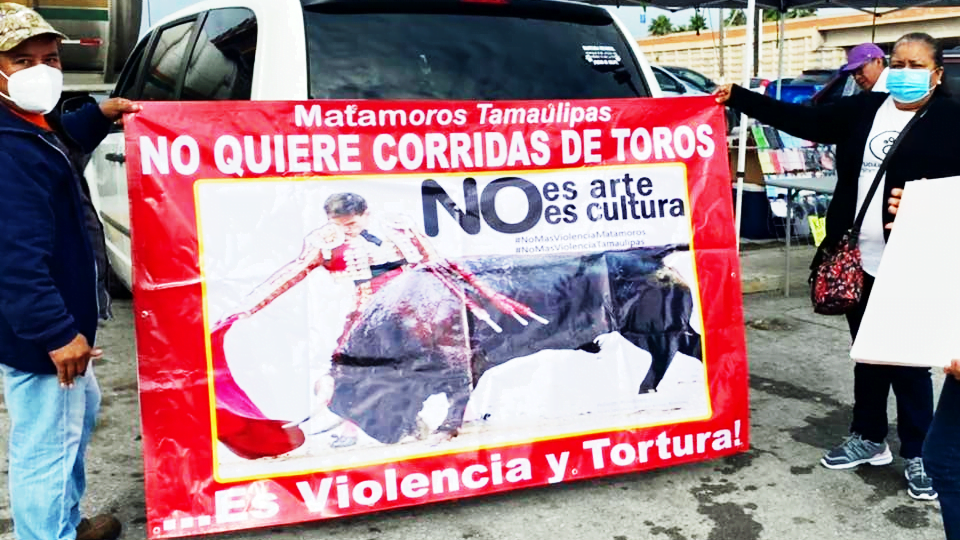 Protestan en Matamoros contra corrida de Toros