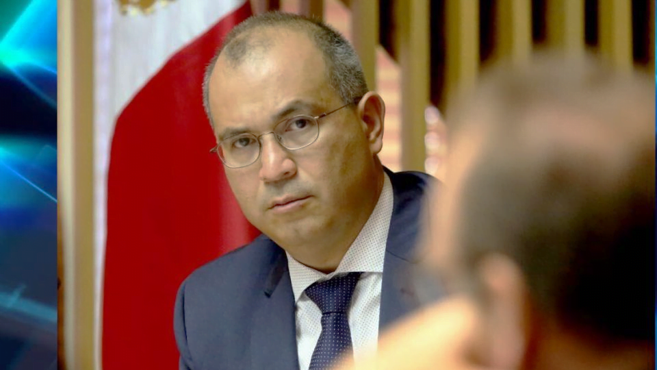 Interpol emite ficha roja contra exdirector de Pemex, Carlos Treviño