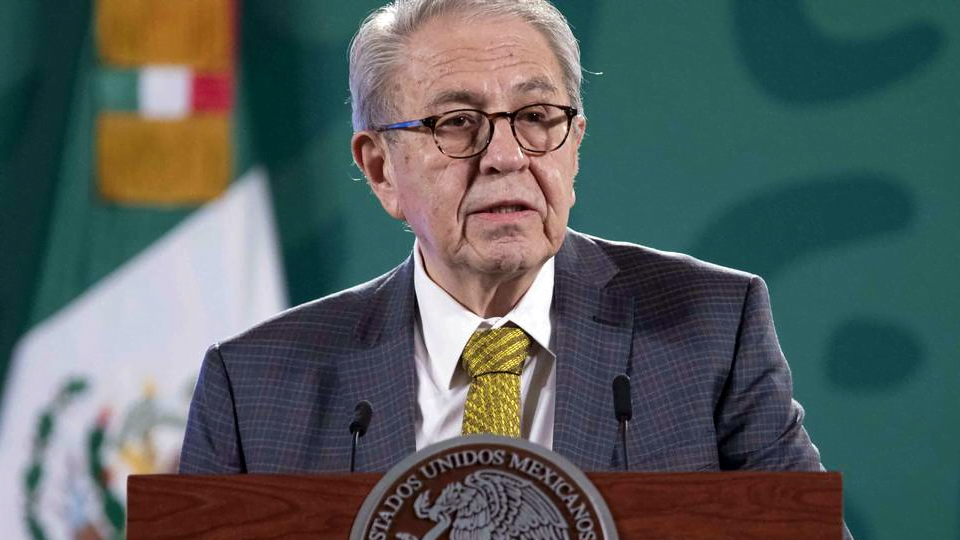 Alcocer explica qué provoca el retraso de la distribución de los medicamentos
