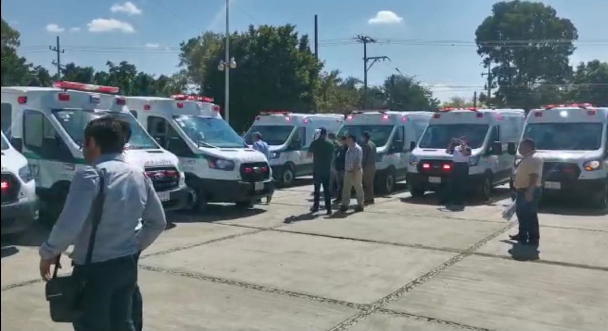 Llegan 20 ambulancias a Tamaulipas para traslado de pacientes del IMSS