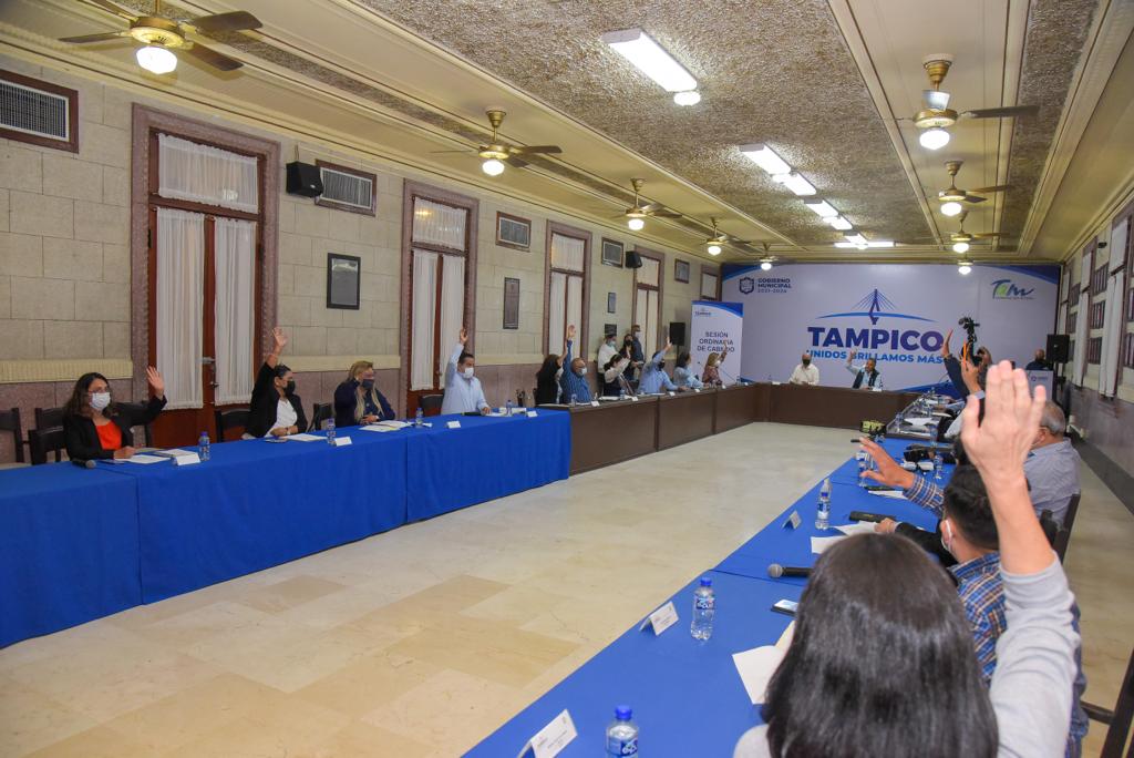 Acuerda cabildo porteño ampliar programa de obra pública para el Presente Año