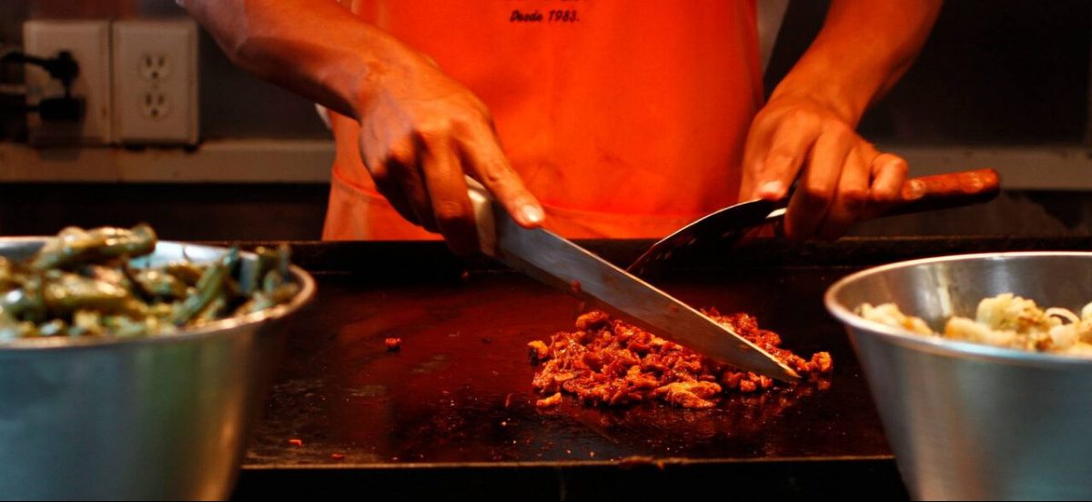 Buscan a vendedor de tortas con las cuales se intoxicaron 9 personas