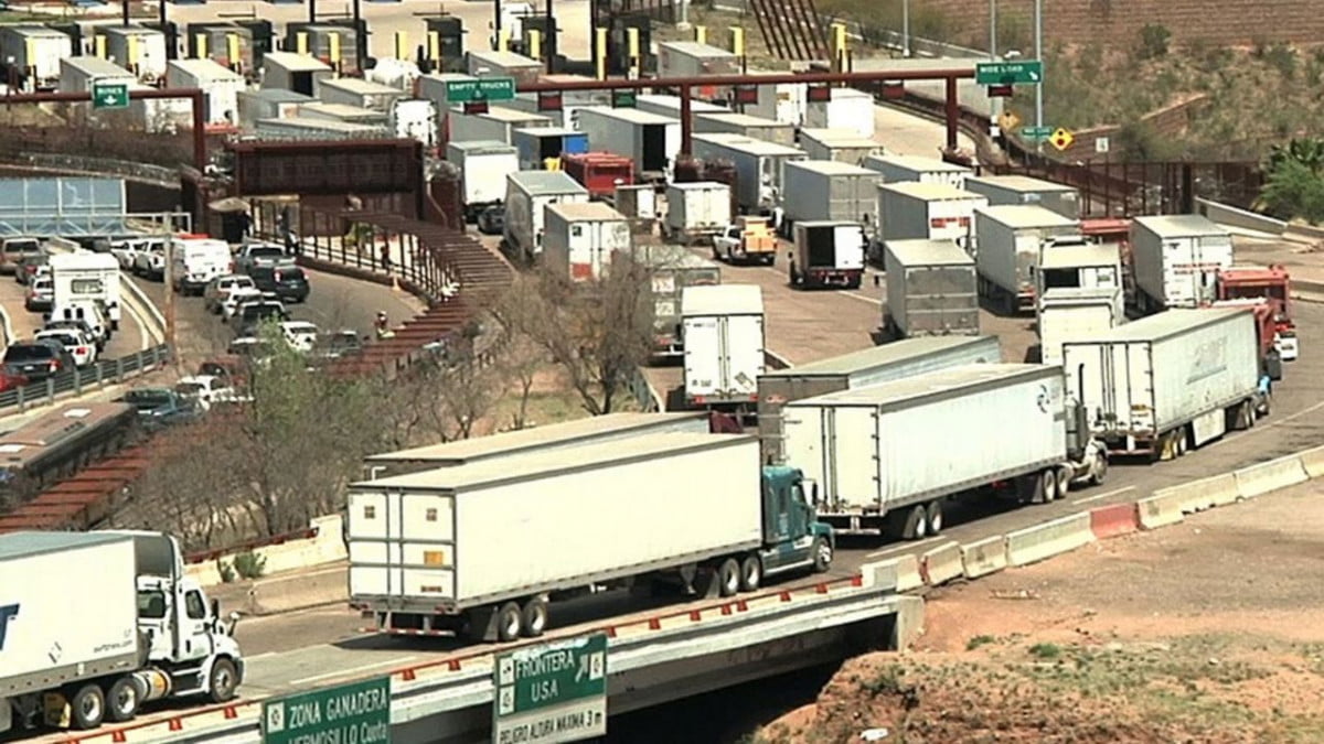 CBP advierte largos tiempos de espera para ingresar a Estados Unidos por frontera terrestre