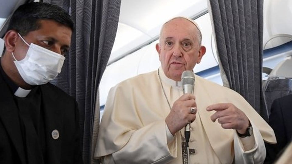 Papa Francisco rechaza cambiar «Feliz Navidad» por «Felices Fiestas»
