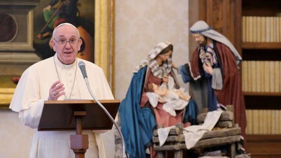 Pide el Papa que  “no vivamos una Navidad falsa y comercial”