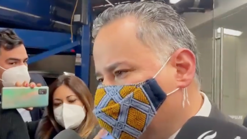 Santiago Nieto niega enriquecimiento ilícito; afirma estar “limpio”