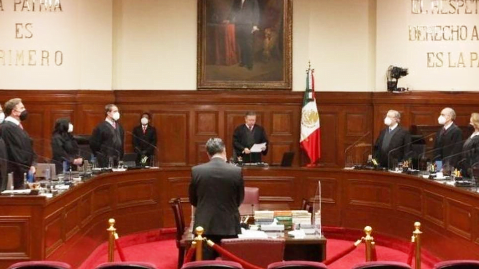 INE deberá organizar consulta de Revocación de Mandato pese a recorte, resuelve SCJN