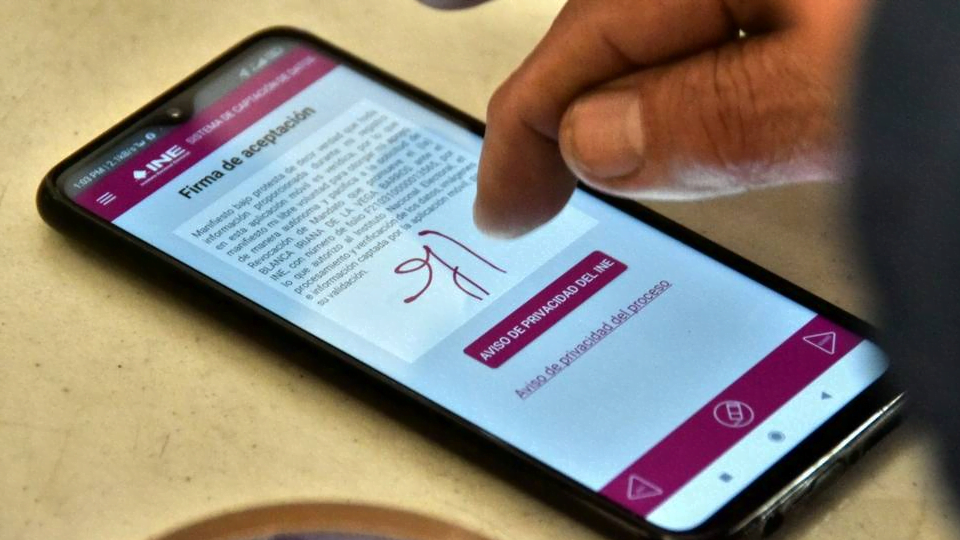 Detecta INE 51 mil firmas falsas para solicitar revocación de mandato
