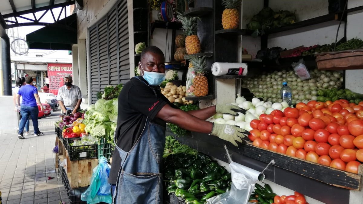Ya suman seis los extranjeros que laboran en los nuevos mercados de Tampico