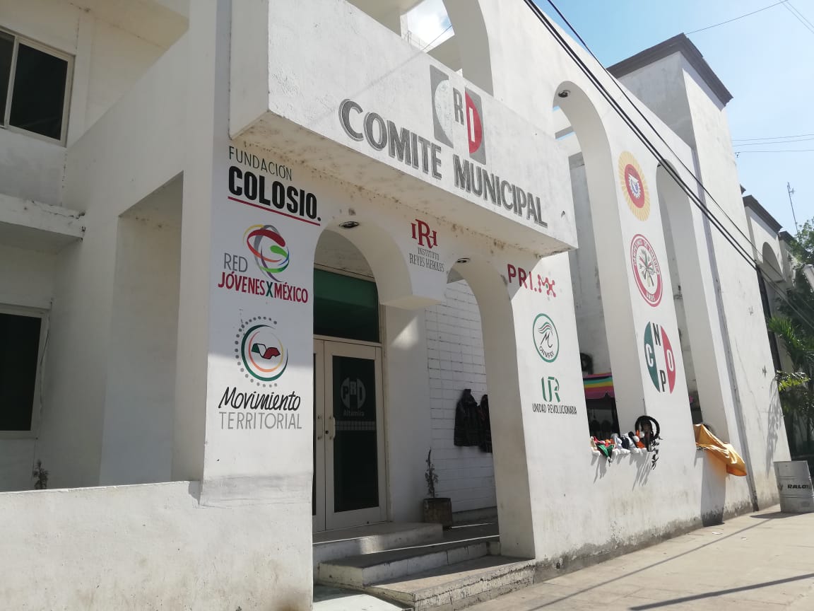 Sigue sin agua y luz comité municipal del PRI en Altamira, ya deben más de 20 mil pesos