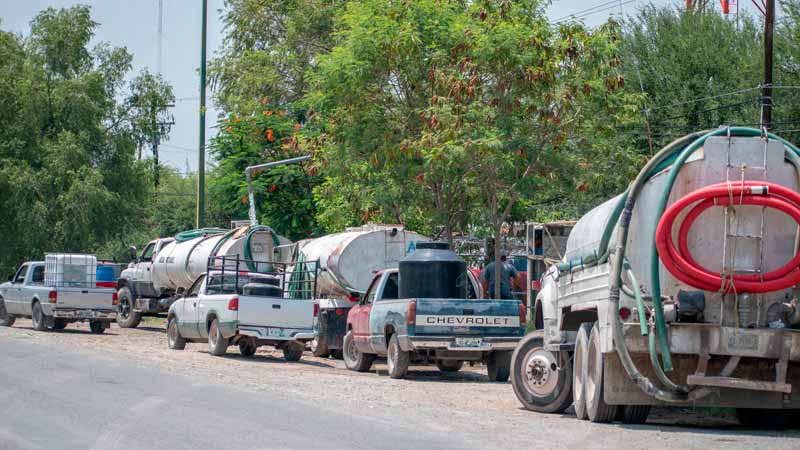 Victorenses esperan más de dos horas para llenar un tinaco