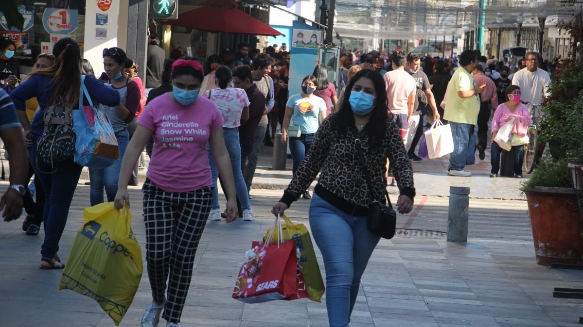 Secretaría de Salud Tamaulipas pide no exponerse en compras y festejos navideños