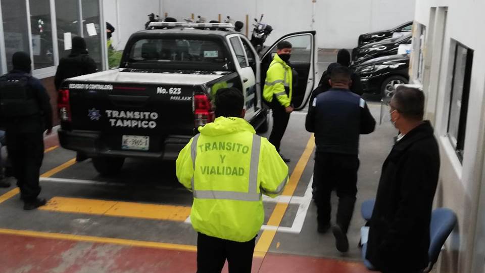 Por el tono en que les hablan los tránsitos, se quejan ciudadanos en contraloría de Tampico