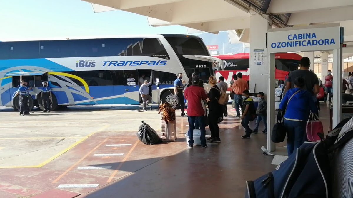 Crece la demanda de viajes en central de autobuses