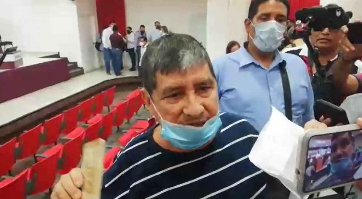 Ciudadano acude a rueda de prensa en Altamira y exige se construya un Hospital, dice es urgente